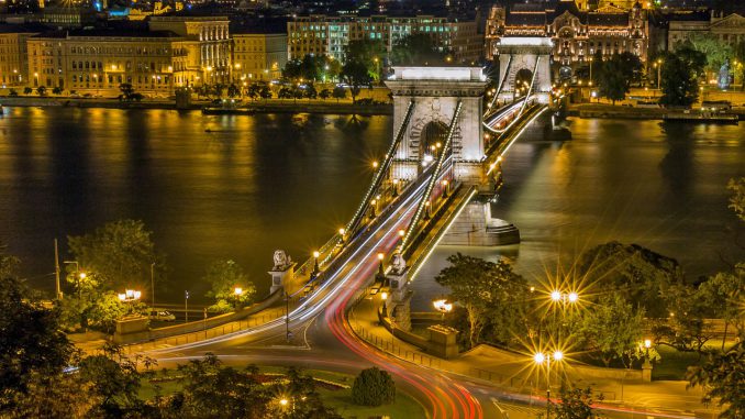 chain-bridge Budapest Budapest