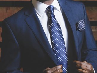 Un costume élégant pour homme