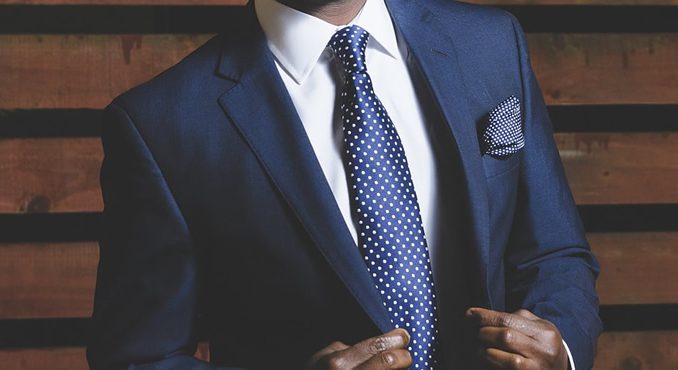 Un costume élégant pour homme Un costume élégant pour homme